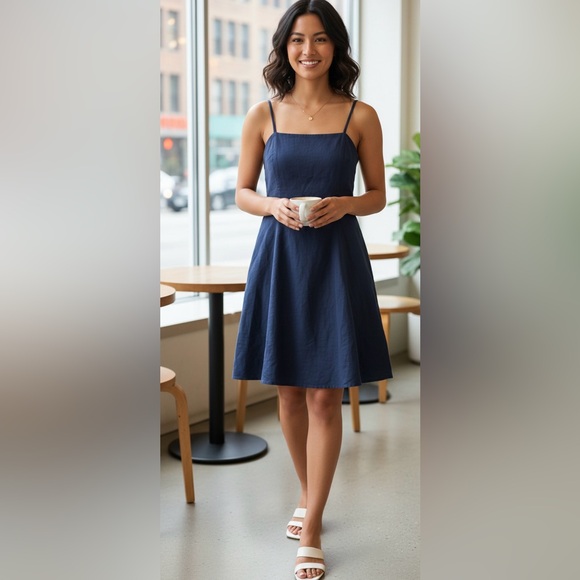 GAP Dresses & Skirts - GAP cotton poplin cami midi dress size M